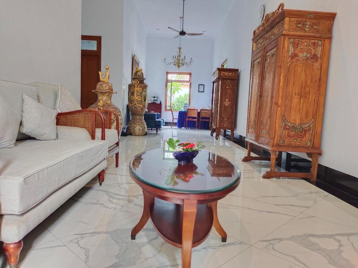 Griya Asih Maison d'hôtes *